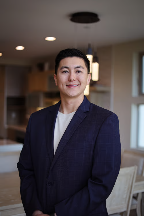 Robert Roberto, South Bay real estate agent in Redondo Beach, California